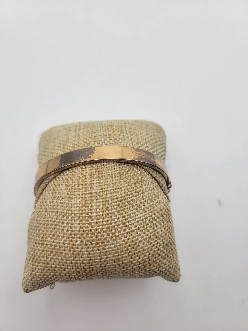 Women's Gold-Tone Engraved Stella & Dot Prague Florence Salzburg Bangle Bracelet